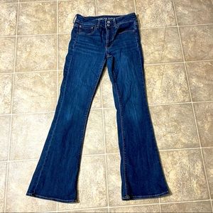 AE hi rise artist flare 6 short